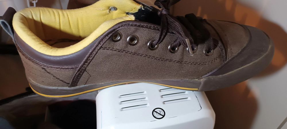 Sapatos em ótimo estado, confortáveis 44