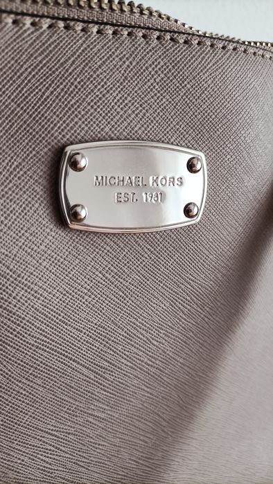 Mala Michael Kors