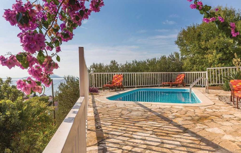 Wakacje, Chorwacja, okolice Makarskiej, apt. z basenem dla 6 osób