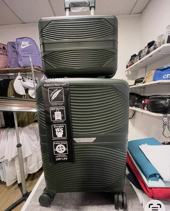 Валіза поліпропілен М