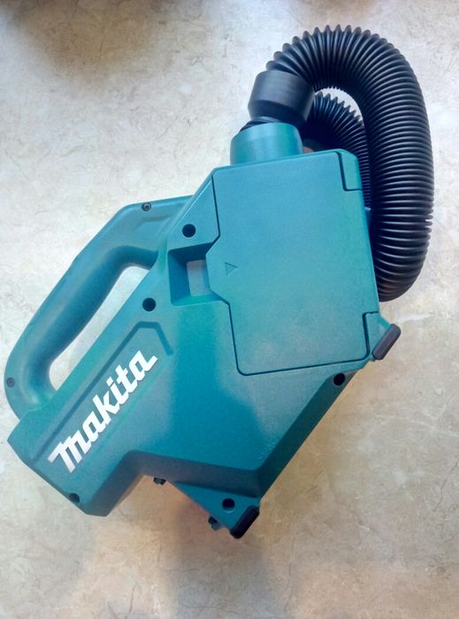 Акумуляторний пилосос-повітродувка(CXT) Makita CL121D