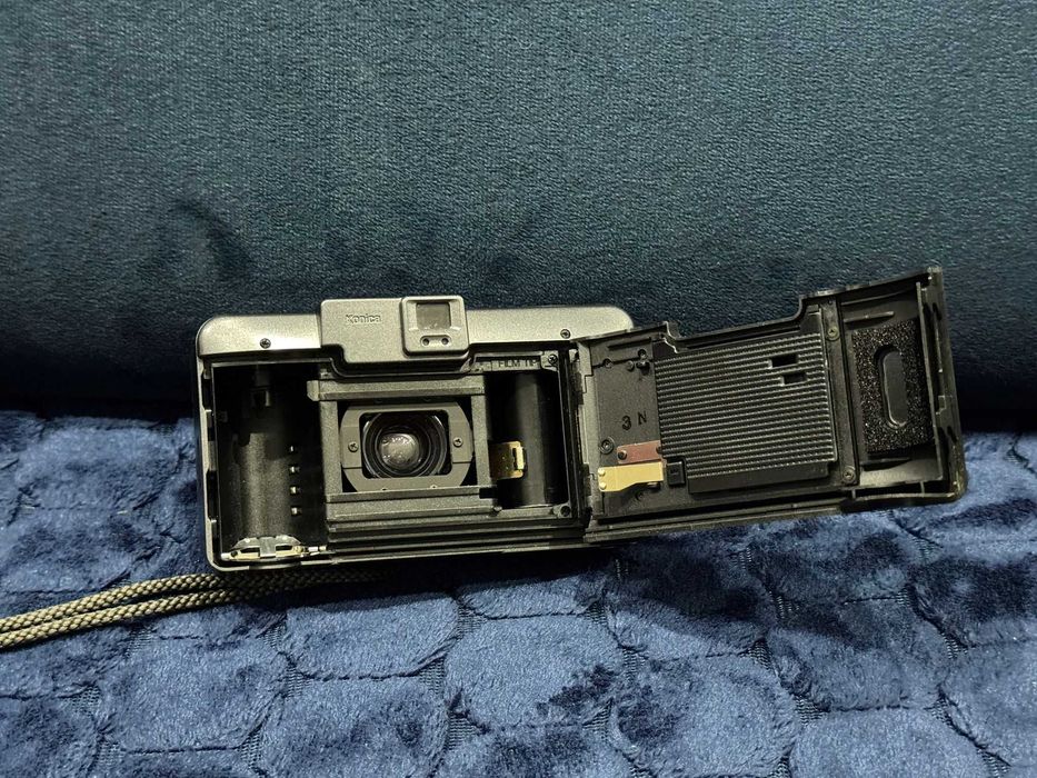 Retro Aparat fotograficzny Konica Big Mini BM-510Z Super Compact