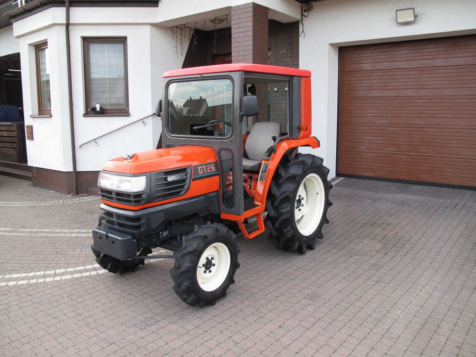 Mini Traktorek Kubota GT26 4X4 26KM Wspomaganie Mały Traktor Ogrodniczy