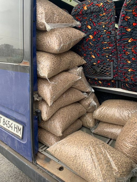 Сухий корм для собачок повсякденного годування середнього класу за 1шт