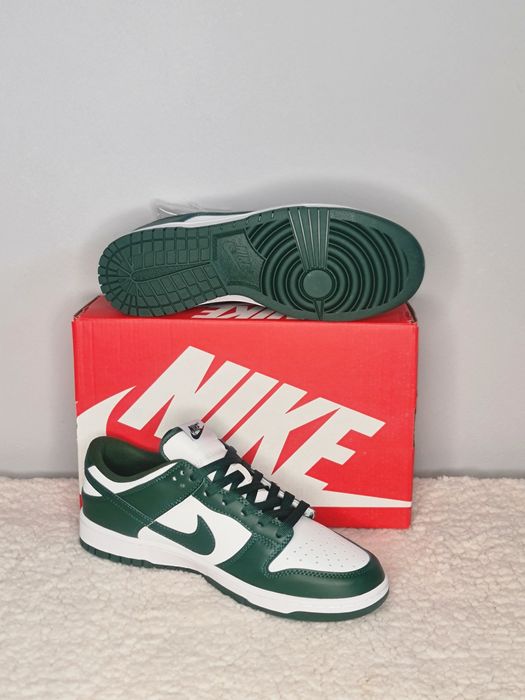 Nike Dunk low retro