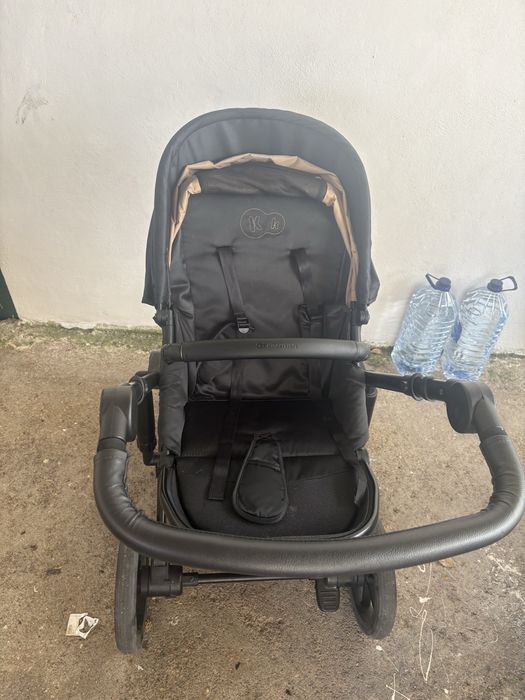 Carrinho de Bebe trio