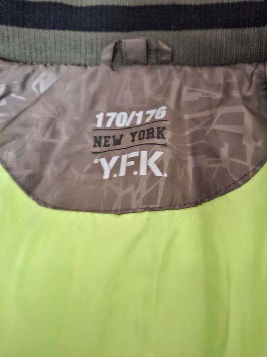 Чоловіча куртка спортивна весна -осінь, розмір 48/ 170