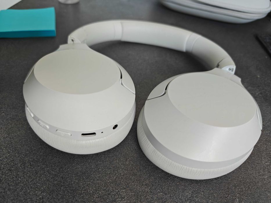 Słuchawki Philips TAH8506 + etui + akcesoria