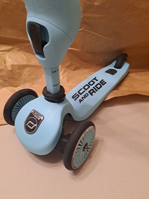 Hulajnoga / jeździło Scoot & Ride