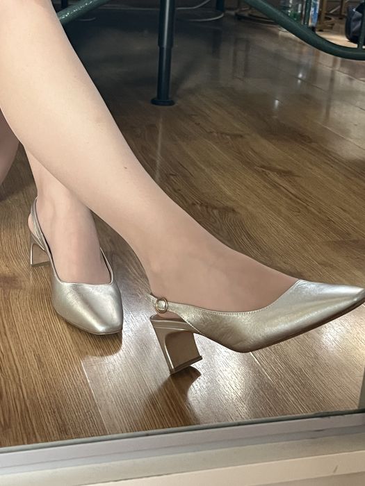 Balagan Veronica czólenka srebrne 37