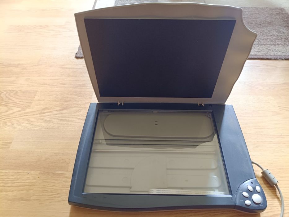 Продам сканер Mustek BearPaw 1200CU plus