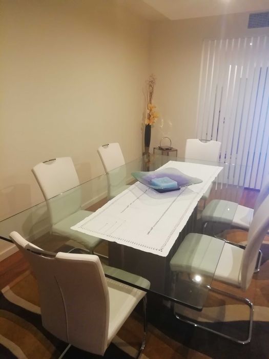 Mesa de sala de jantar