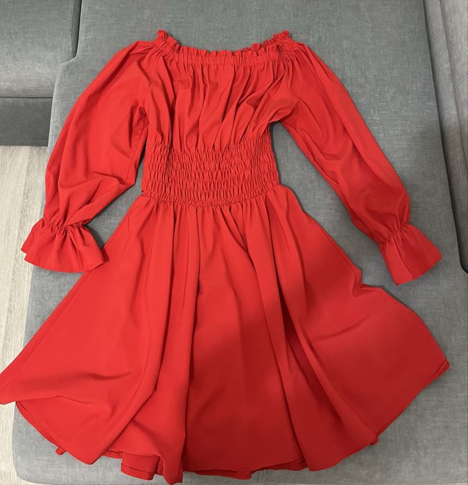 Червона сукня, розмір xs-s, можливий m