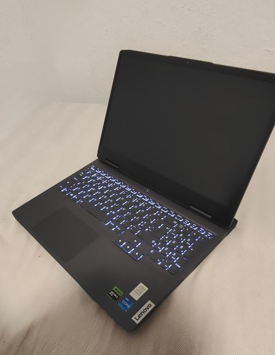 Portátil Gaming Lenovo LOQ " | i5 12ª Gen | RTX 4050 6GB | 16GB RAM | SSD 512GB
