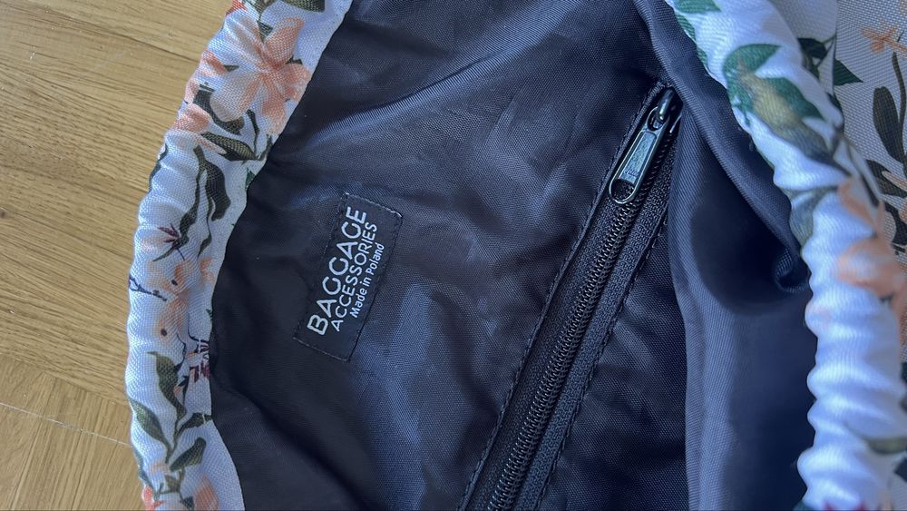 Plecak workoplecak polskiej marki made in Poland Baggage floral