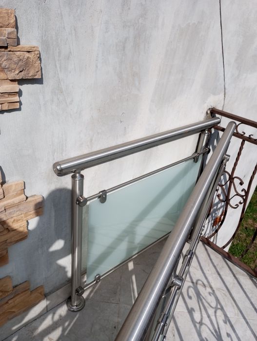 Balustrady ze stali nierdzewnej