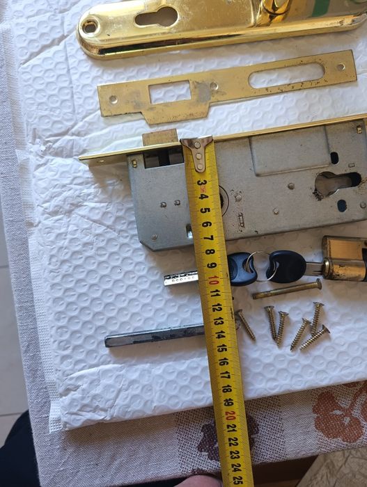 Замок barrera, міжкімнатний з ручками