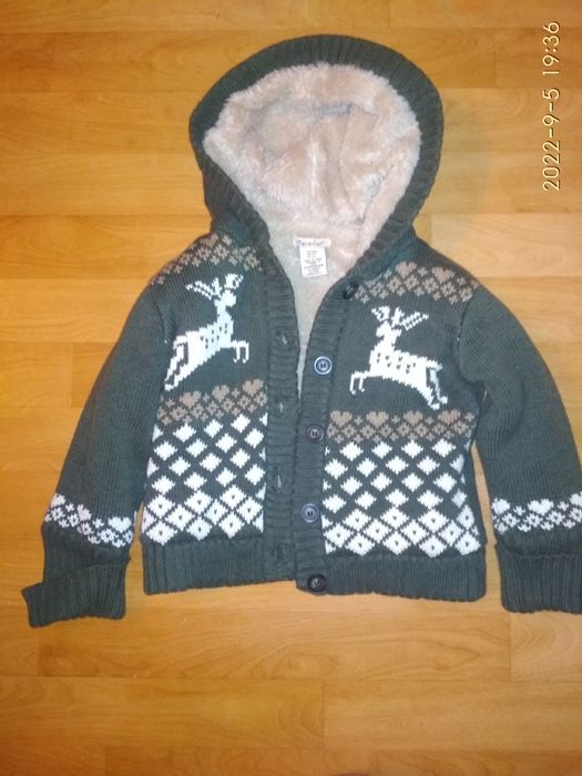 Вязаная кофта на меху, новая, на возраст 4-6 лет