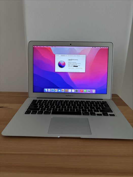 Macbook Air 2017 8GB I5