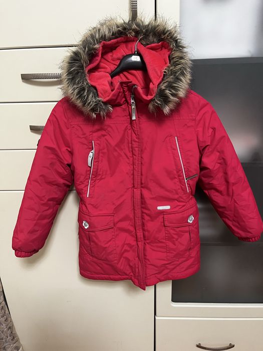 Зимова куртка для дівчинки