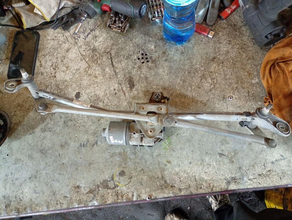 Mechanizm wycieraczki przód audi a4b6
