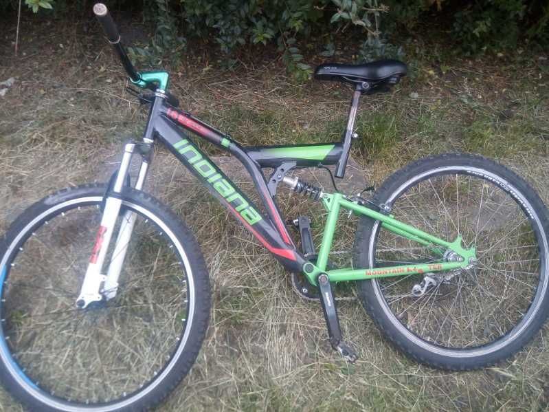 Rower do wyścigów ścigania na torze