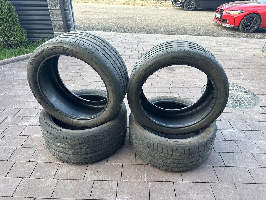 Комплект різноширокої гуми R21 2023-2024 Hankook Ventus S1 Evo 4x