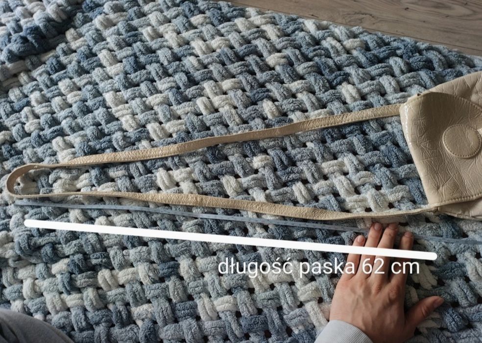 Torebka mała kremowa