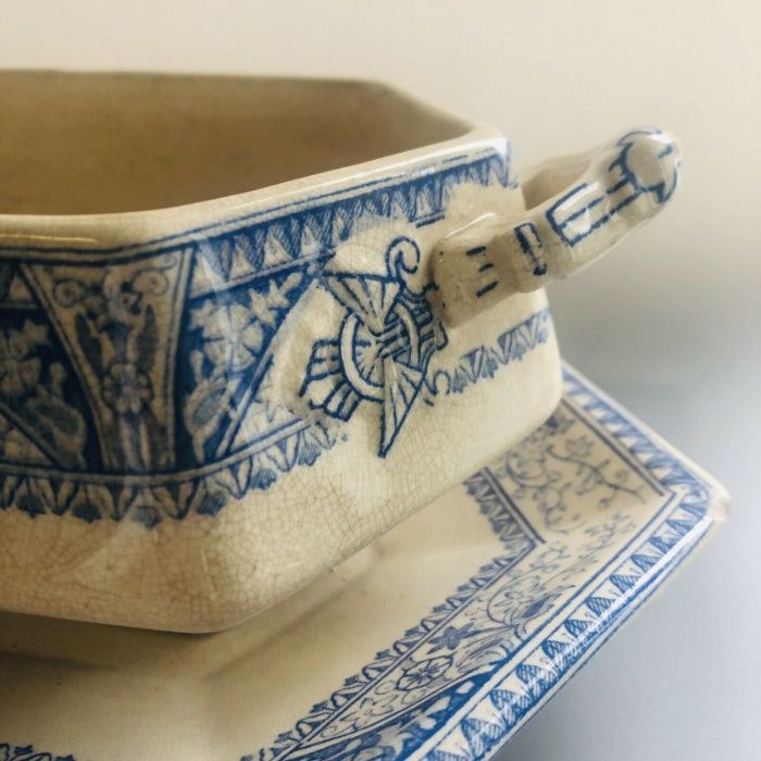 Antiga Terrina WEDGWOOD Com Prato Hexagonal E Tampa-das-Índias