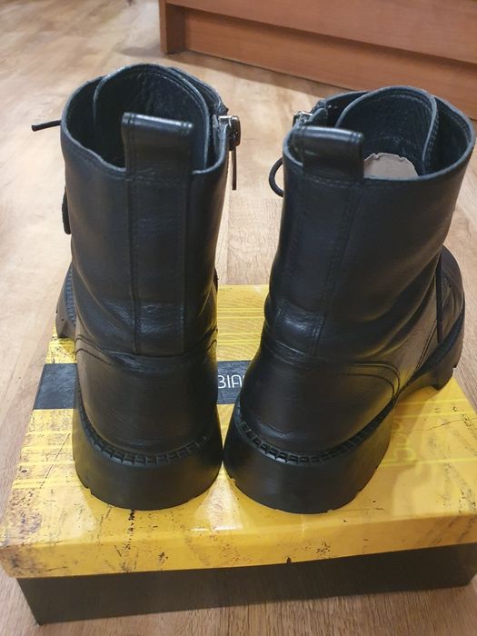 Продам ботинки зимние