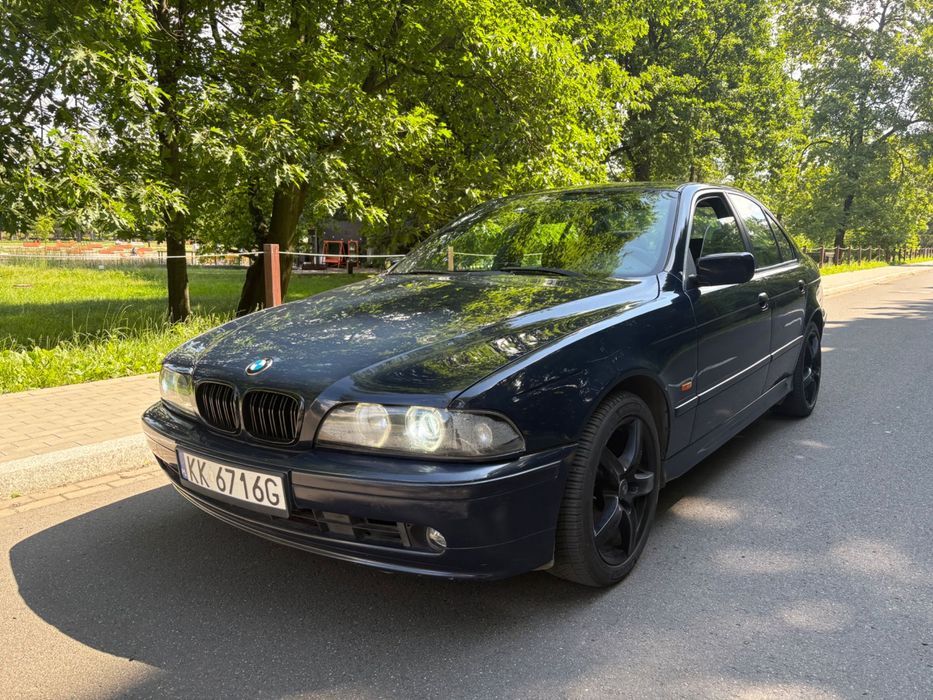 BMW e39 520i 2000r 2.2 170km