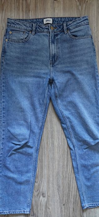 Nowe Damskie spodnie jeansowe roz 29/32