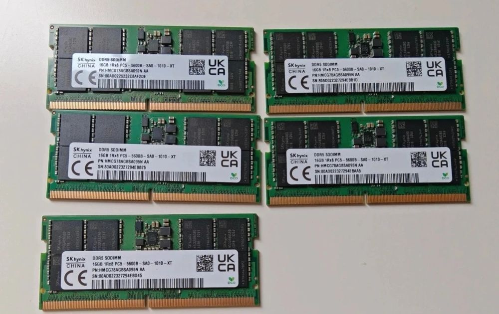 Pamięć RAM SK Hynix 16GB 5600 MHz
HMCG78AGBSA095 AA