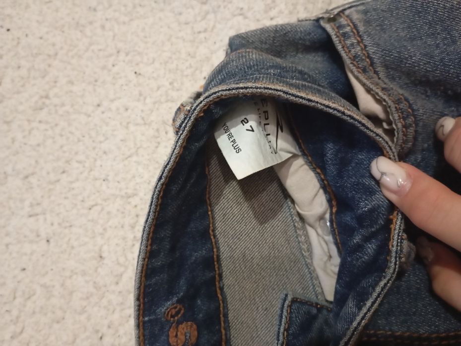 Новые женские джинсы