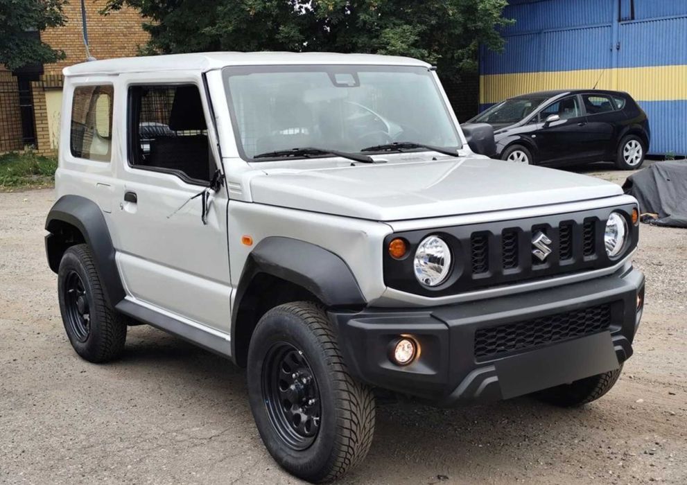 Бампер Suzuki Jimny шрот разборка розборка розбірка сузуки джимни