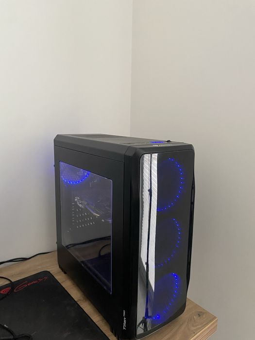 Komputer stacjonarny