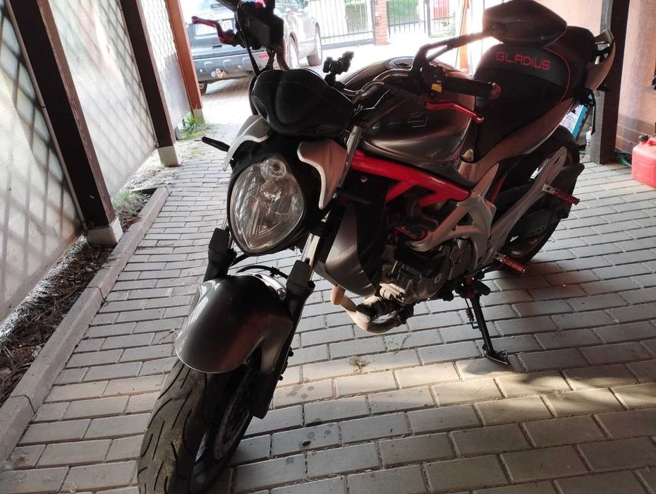 suzuki gladius 2011
