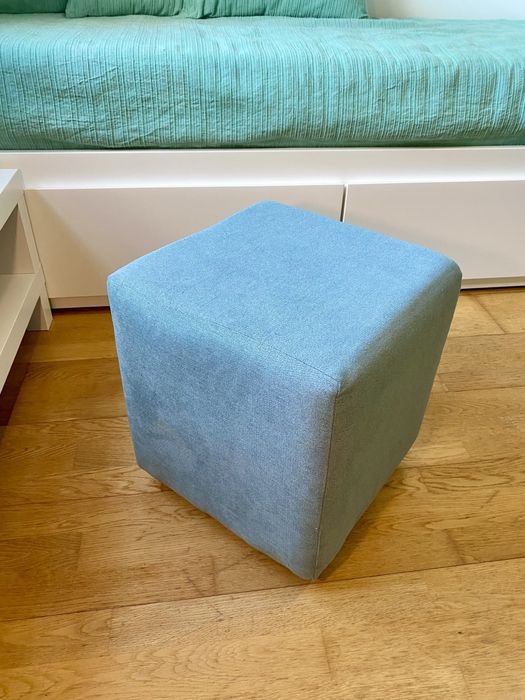 Puff Verde Estiloso - Conforto e Charme para sua Decoração!