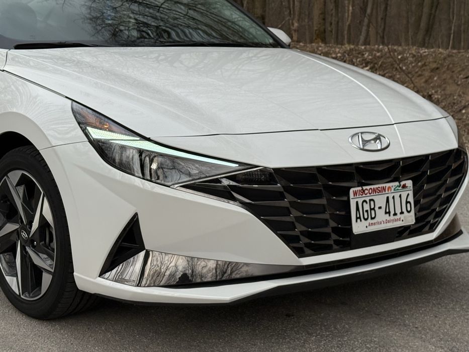 Hyundai Elantra 2021