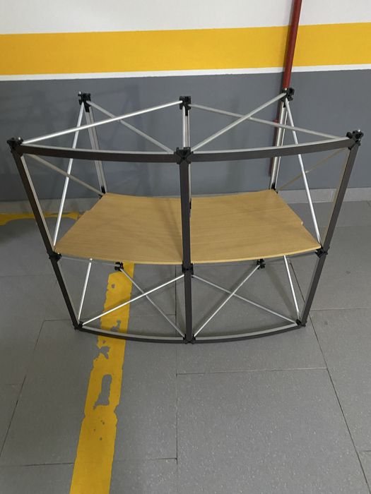 Stand expositor, banners e balcão