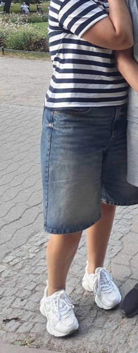 Jeansy Stradivarius