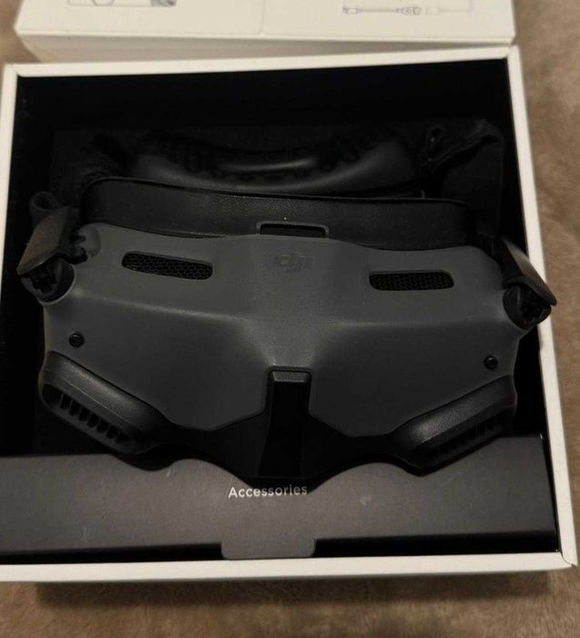 DJI AVATA Pack Completo com Óculos DJI Integra + 2 Comandos + Baterias