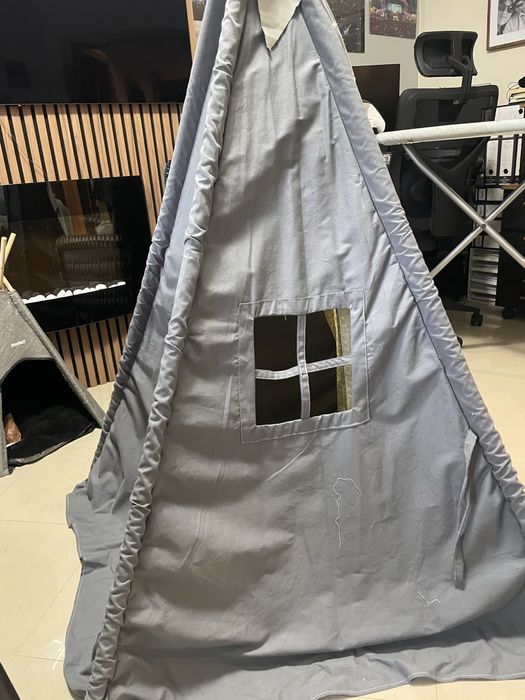 Tenda em tecido desmontavel