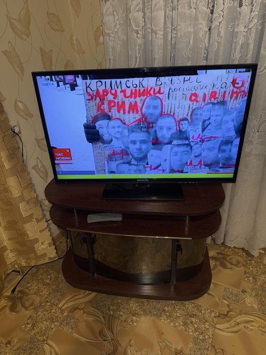 Телевизор BRAVIS