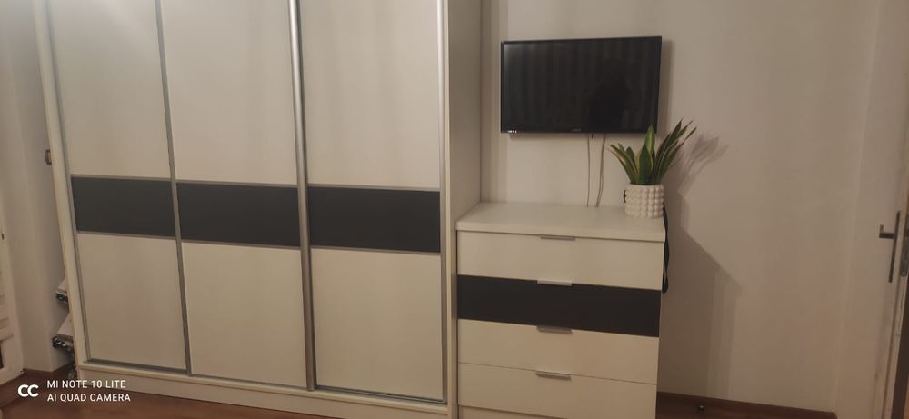 zestaw mebli pokojowych