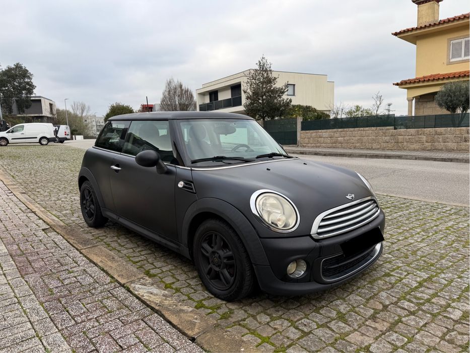 Mini One D Preto Mate 2011