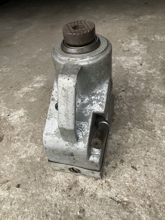 Podnośnik skamet hydrauliczny 16 ton