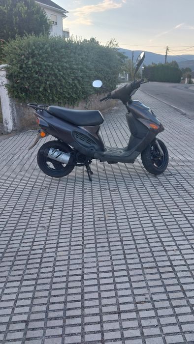 Sym Jet 50cc (2002) - completa para peças
