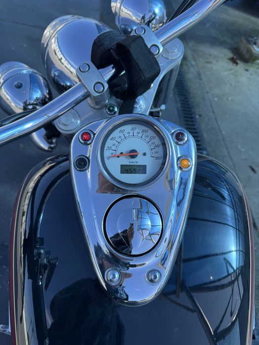Honda shadow 750