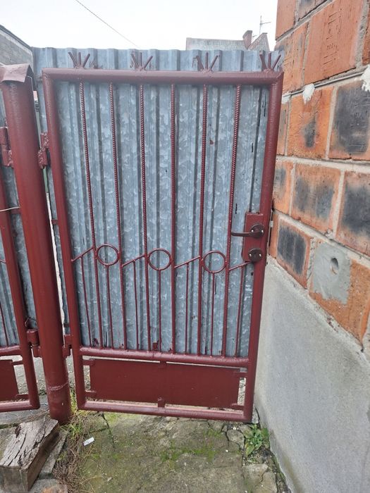 Brama furtka i słupki